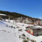 Appartement Confortable 2 Pieces, Skis Aux Pieds, 4 Pers, Balcon Ouest - Fr-1-182a-38 *